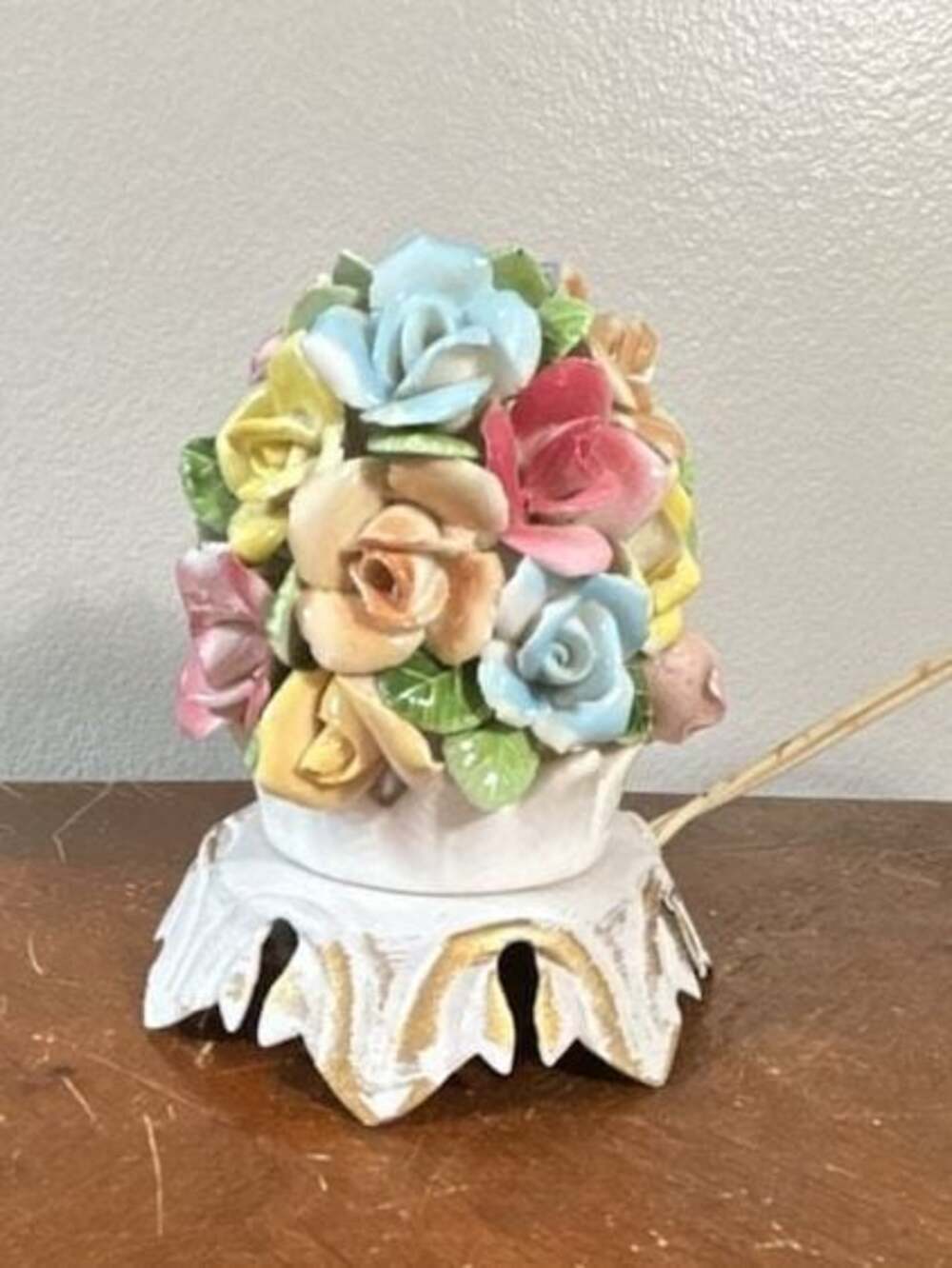 Vintage Capodimonte Ceramic Floral Rose Arrangement Night Light Lamp Base